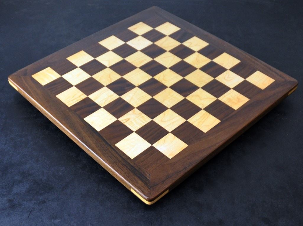 Heritage I Chess Board - Curly Maple / Black Walnut – Test 1 Store