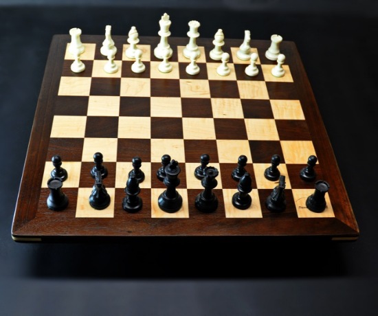 Peruvian Walnut and Maple Chess board with -2¼ inch squares img 1