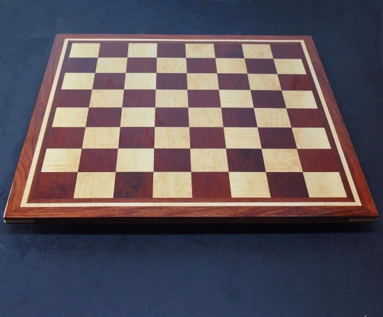 Bloodwood, Bubinga, Maple -inlay frame- tournament size chess board image(2)